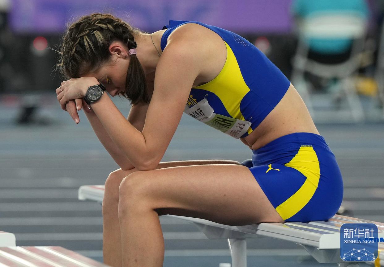 爱游戏直播-田径女子跳远赛场一跃高下,美国选手轻松封后!的简单介绍