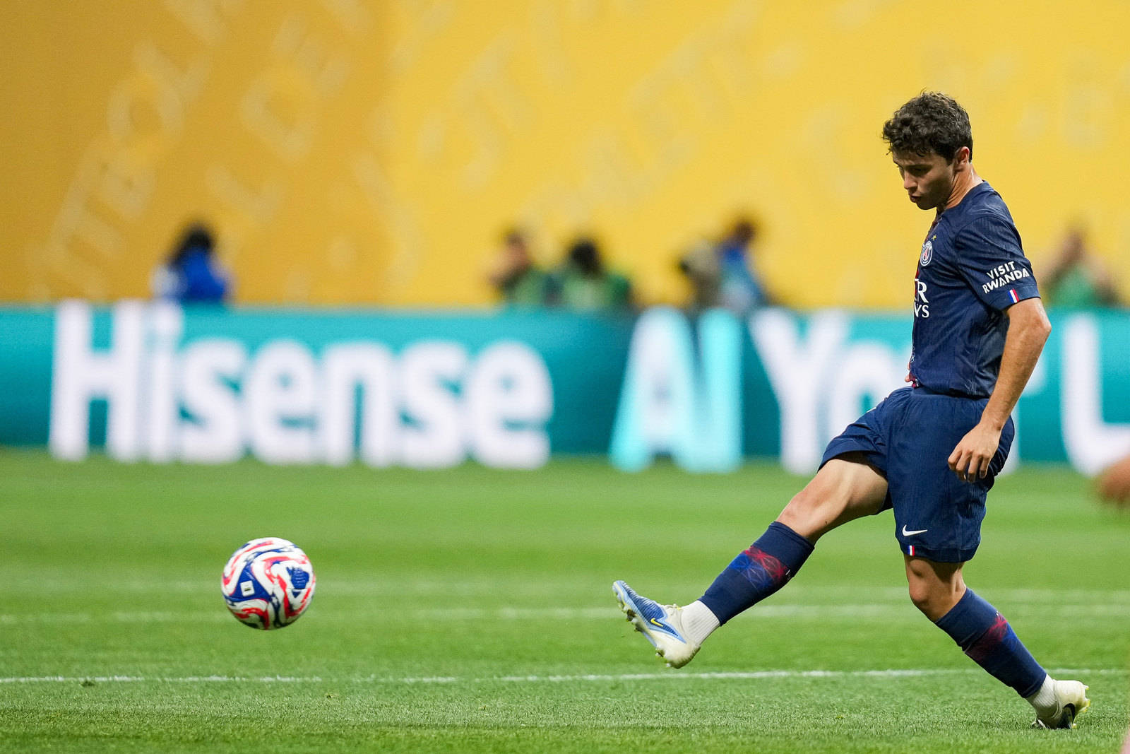 巴黎圣日耳曼惨败，遭遇失利止步