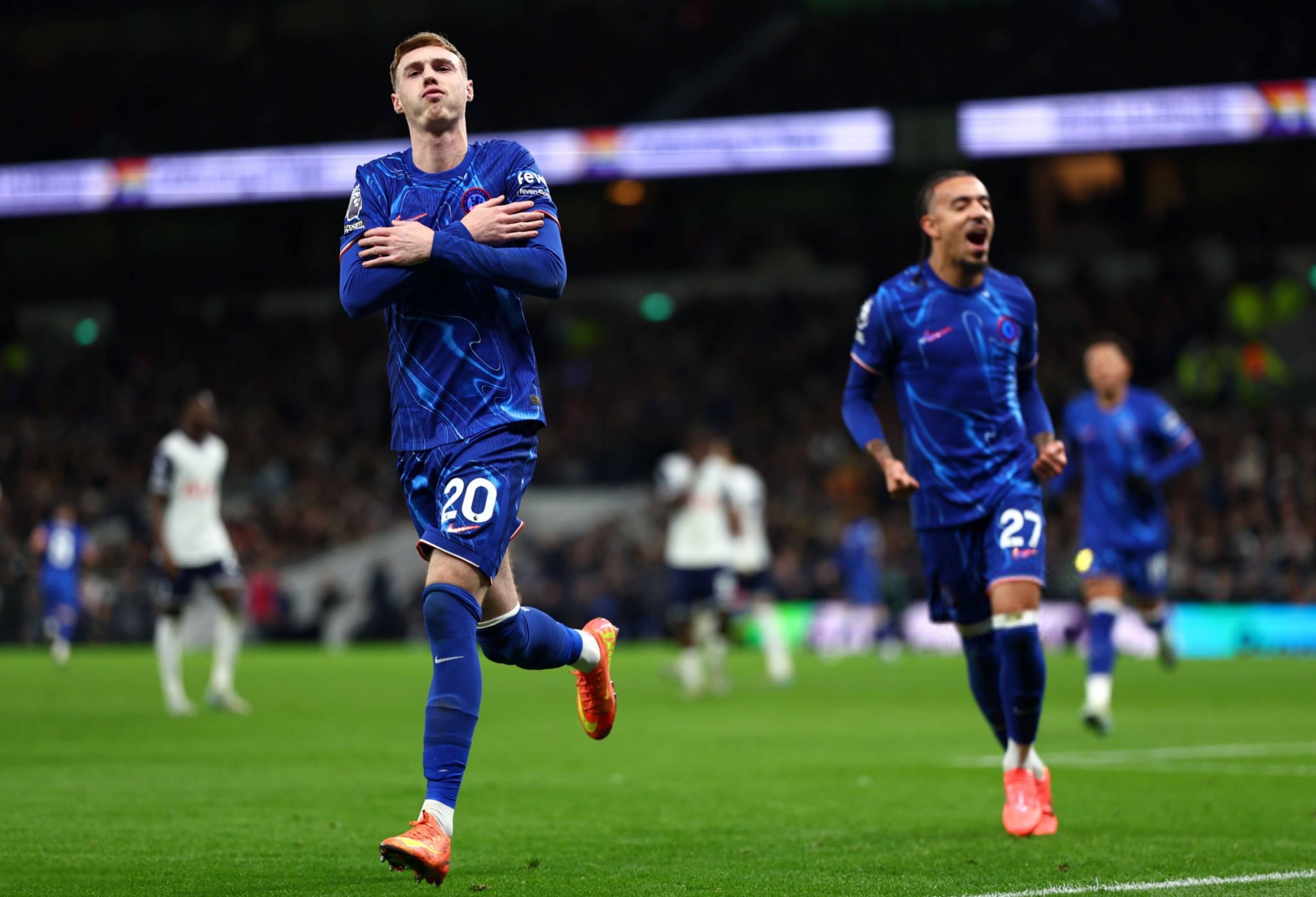 爱游戏平台-关于多特蒙德客场取胜,稳固联赛前四位置的信息