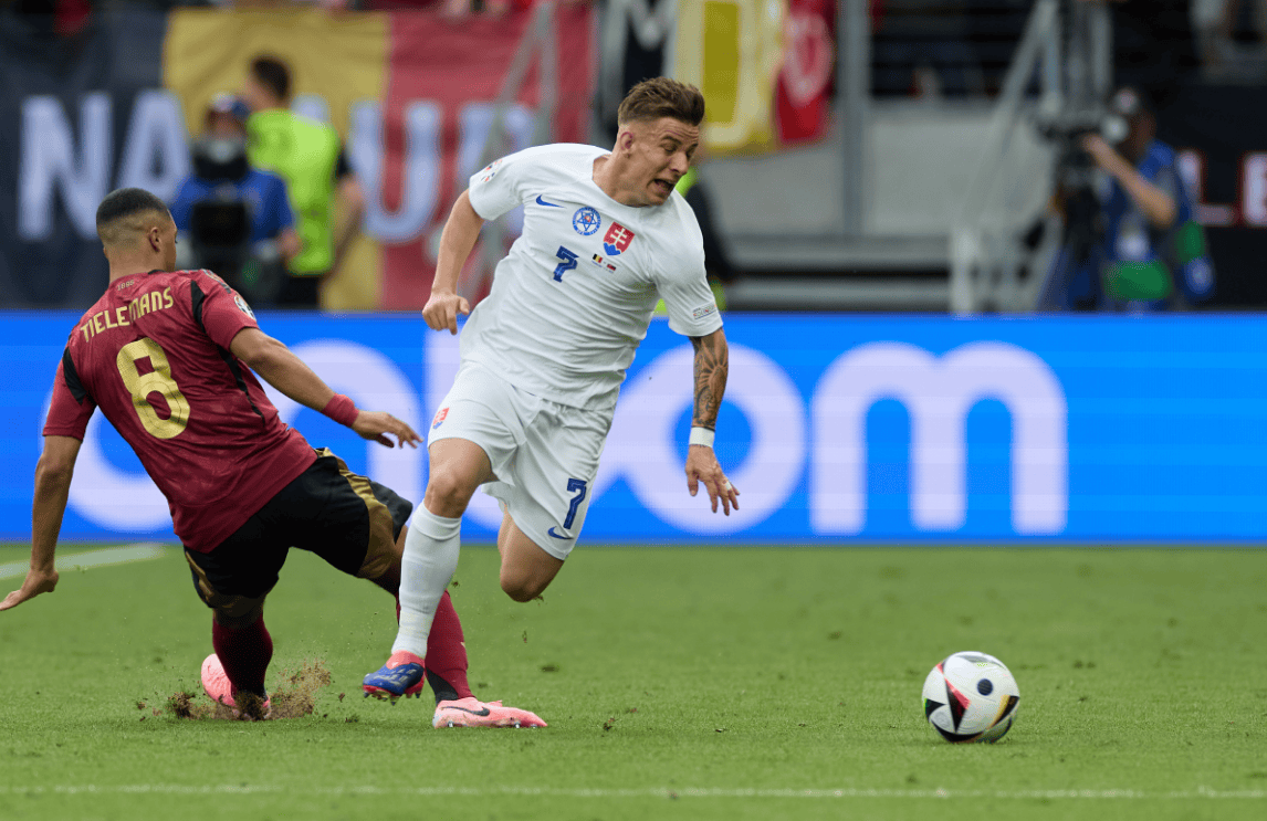 包含斯洛伐克队备战欧洲比赛,备战工作有序的词条 包含斯洛伐克队备战欧洲比赛,备战工作有序的词条