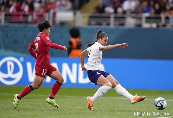 爱游戏官方-泰国女足队员卫冕冠军创造历史的奇迹