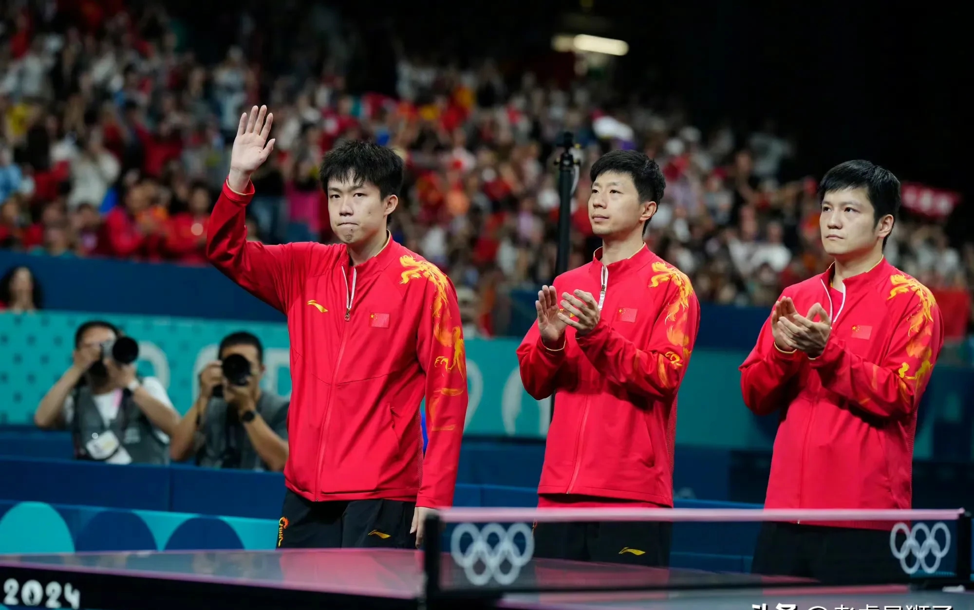 关于瑞典队全队共同努力，实现逆转取得胜利的信息